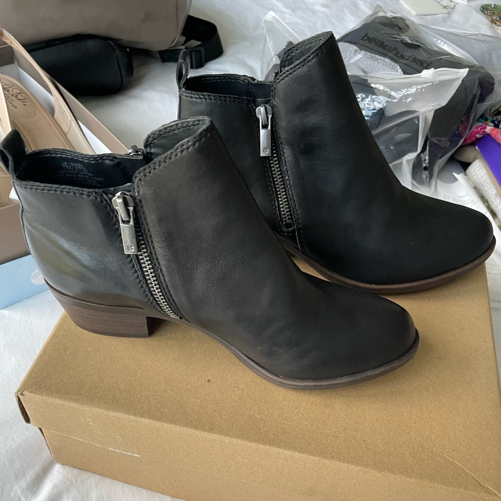 Lucky brand ankle boots - worn 1x only.